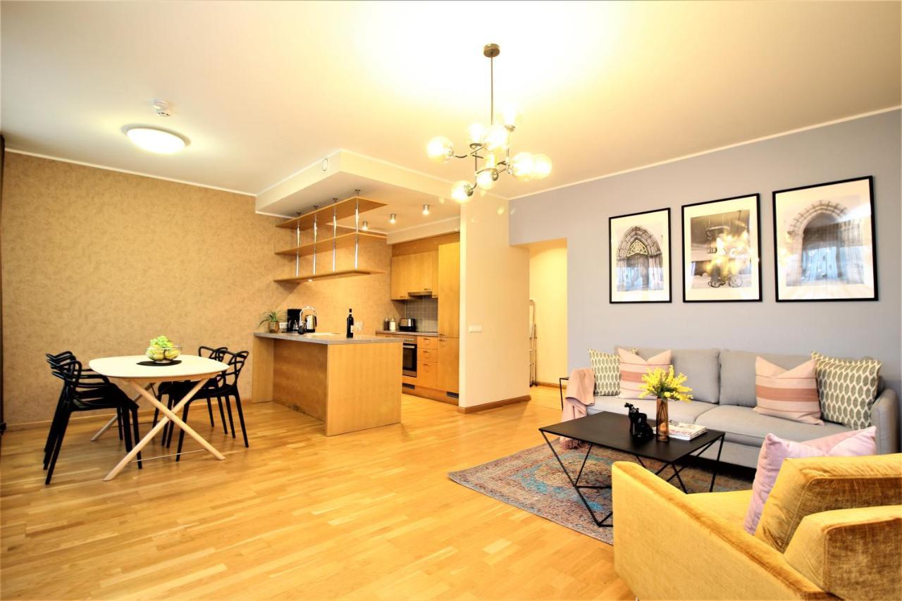 Freedom Square Aparthotel 4*